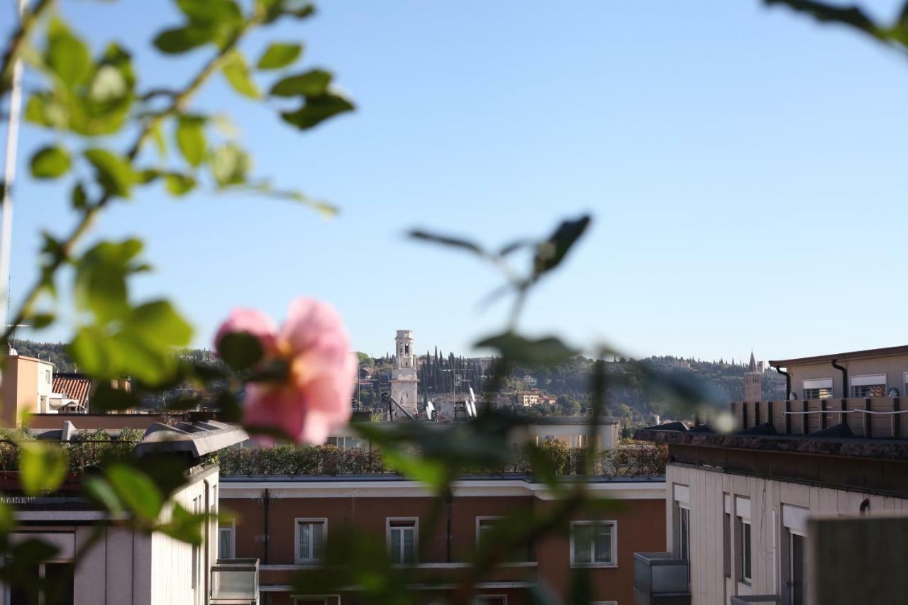 Il Garofano Rosa Apartment Verona Exterior photo